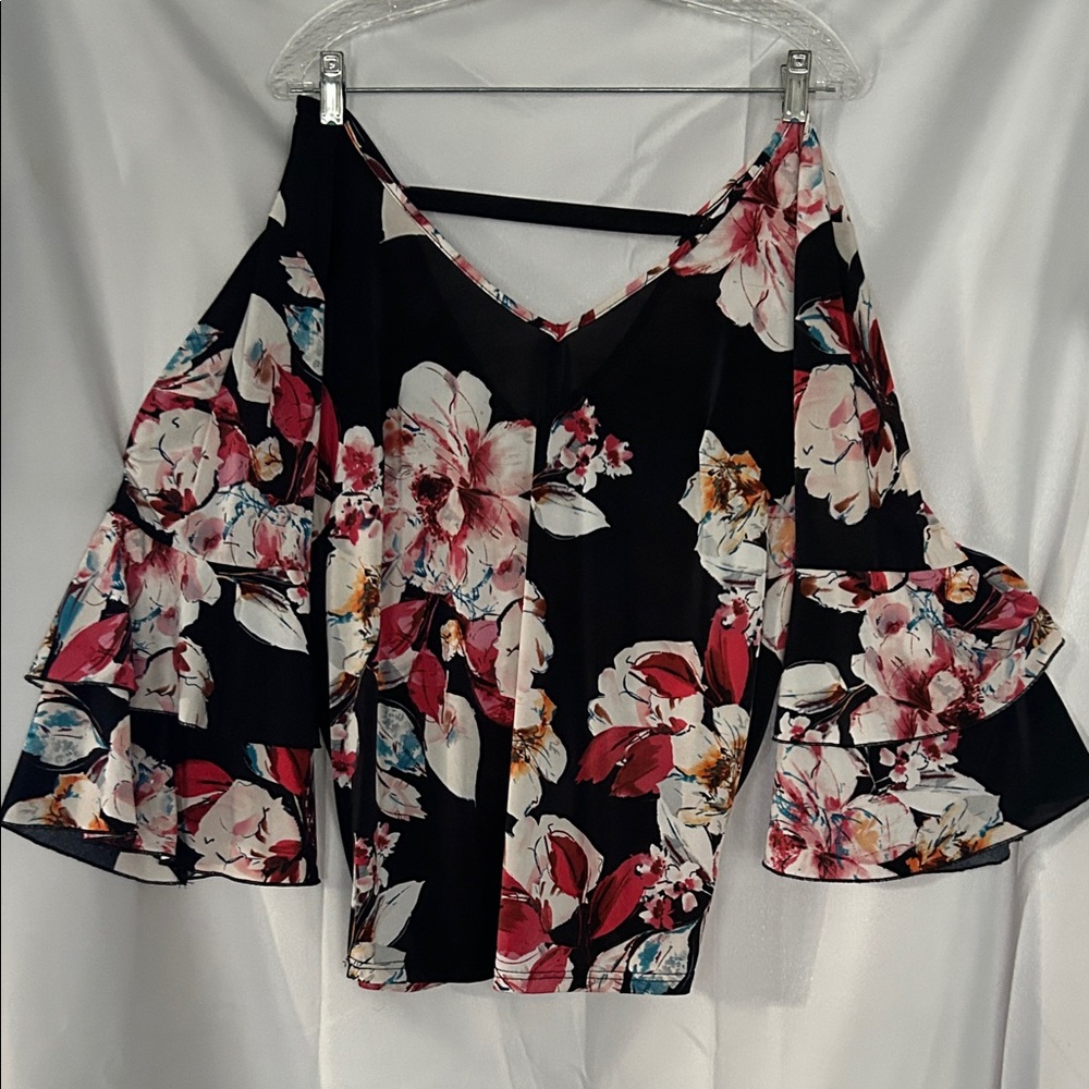 Unique Spectrum Floral Ruffle Sleeve Blouse